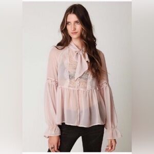 FREE PEOPLE MARQUEE BOW TIE LACE BLOUSE BABY PINK XS